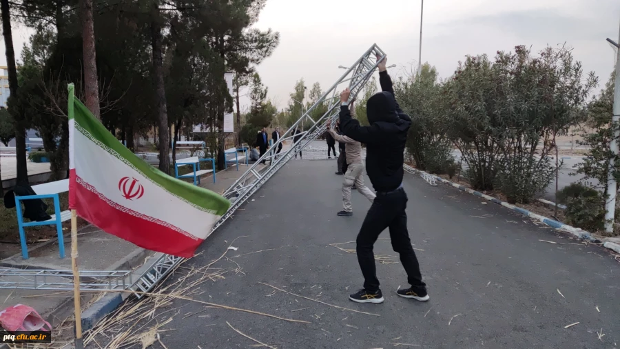 فضاسازی محیط پردیس توسط دانشجویان 2