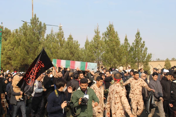 برگزاری مراسم تشییع و تدفین شهید گمنام در پردیس 4