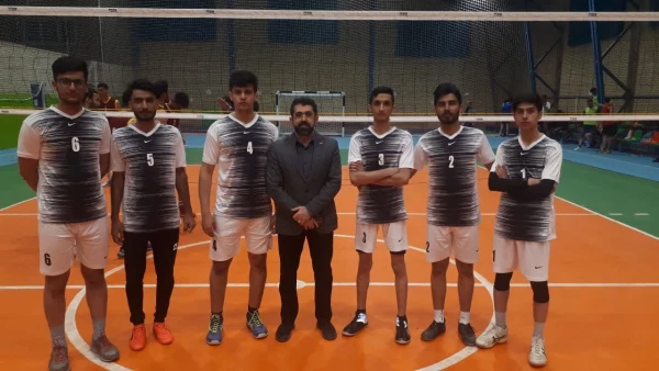 کسب مقام سوم مسابقات والیبال ورزش های همگانی دانشجویان استان قم توسط دانشگاه فرهنگیان 5