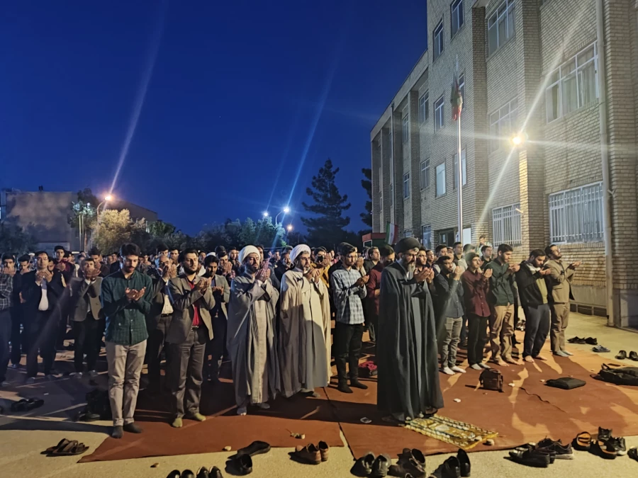 برگزاری مراسم افطاری در پردیس 4