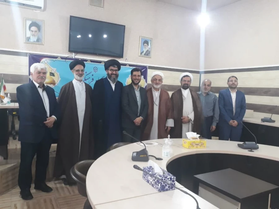 جلسه تکریم و معارفه مدیر بخش ادبیات و زبان پردیس آیت الله طالقانی ره        3