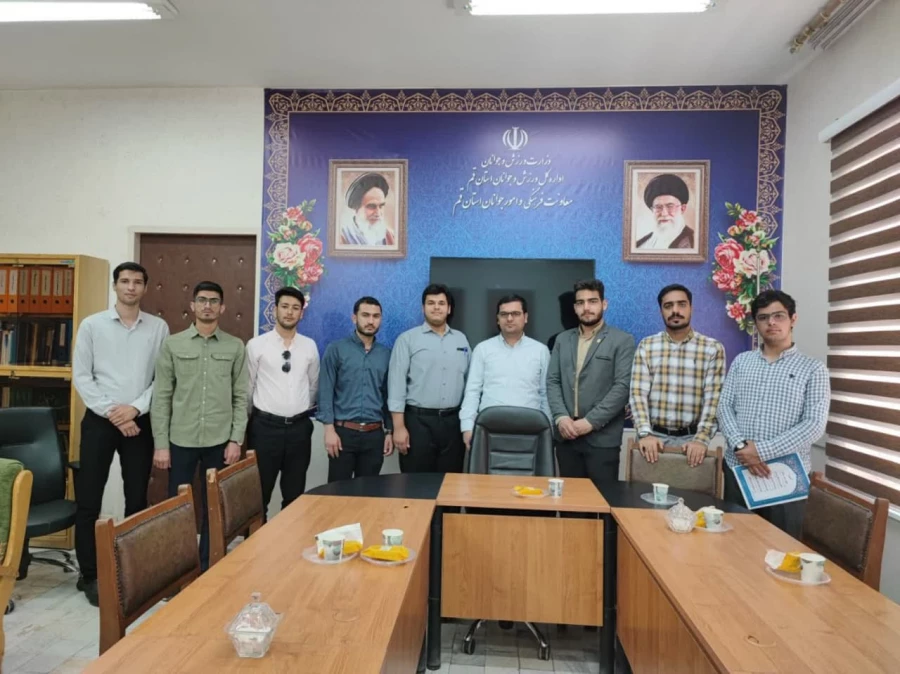 جلسه دبیر انجمن ها و کانون ها با مسئولین اداره ورزش و جوانان استان قم 3