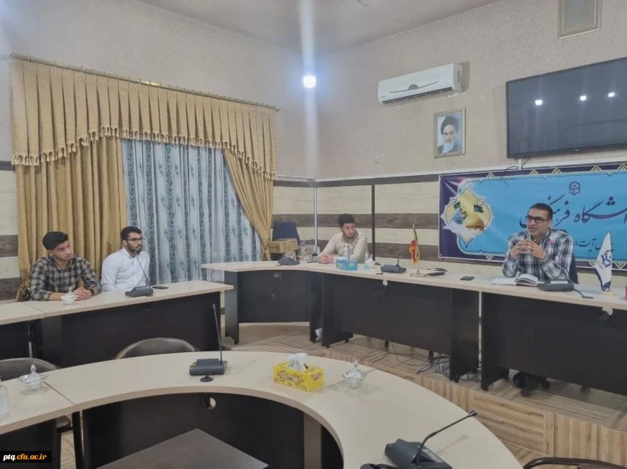 جلسه سرپرستی محترم شبانه روزی با نمایندگان خوابگاه های پردیس به مناسبت هفته سراهای دانشجویی 3