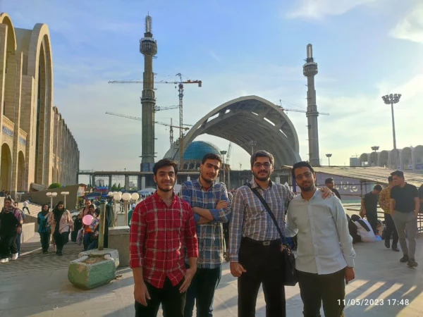  بازدید صد و ده نفر از دانشجو معلمان پردیس آیت الله طالقانی «ره» از نمایشگاه بین المللی کتاب تهران
 2