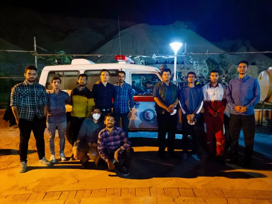 بازدید از نمایشگاه یاد یاران، به مناسبت هفته دفاع مقدس و میلاد با سعادت پیامبر اسلام «ص» و امام صادق «ع» 4