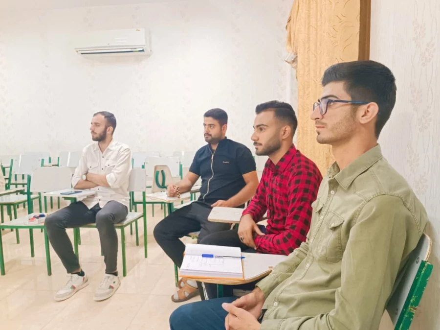 نخستین شب شعر پردیس با حضور دانشجو معلّمان 5