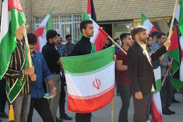 تجمع اعتراضی دانشجومعلمان پردیس آیت الله طالقانی(ره) 7