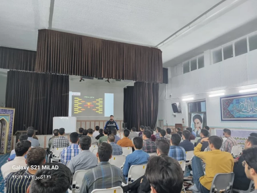 برگزاری کارگاه «مدیریت مسابقات ورزشی در مدرسه 5