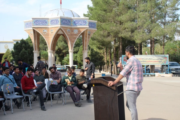 برگزاری تریبون آزاد دانشجویی 3