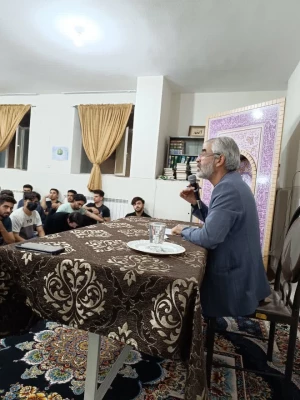 جلسه کانون مطالبات نهاد نمایندگی مقام معظم رهبری
 4