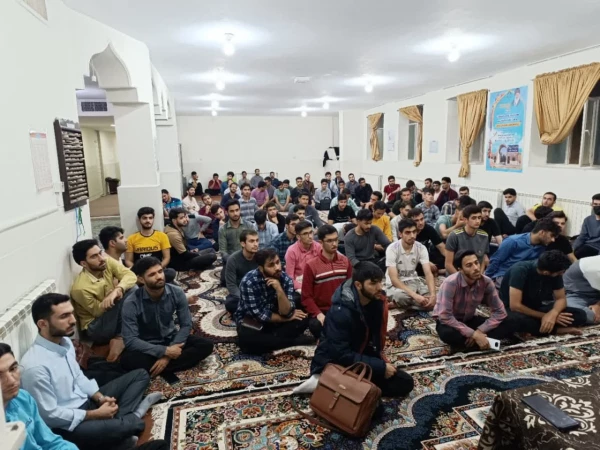 جلسه کانون مطالبات نهاد نمایندگی مقام معظم رهبری
 5