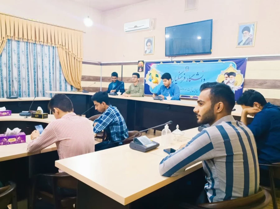 برگزاری شب شعر دانشجویی 3