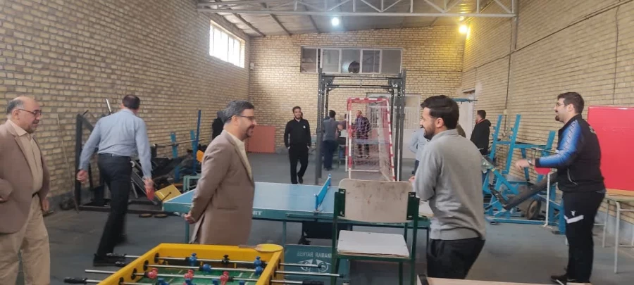 نتایج برگزاری مسابقات ورزشی اساتید و کارکنان دانشگاه فرهنگیان استان قم در رشته های ورزشی دارت، طناب زنی و تنیس روی میز 6