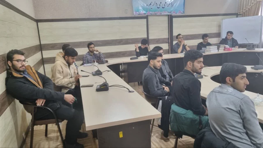 شست شورای مرکزی انجمن های علمی و اعضای انجمن ها با حضور معاونت محترم آموزشی و فرهنگی و کارشناس واحد فرهنگی 5