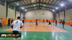  مسابقات ورزشی دانشجومعلمان پردیس آیت الله طالقانی(ره) به مناسبت ایام مبارک دهه فجر تحت عنوان