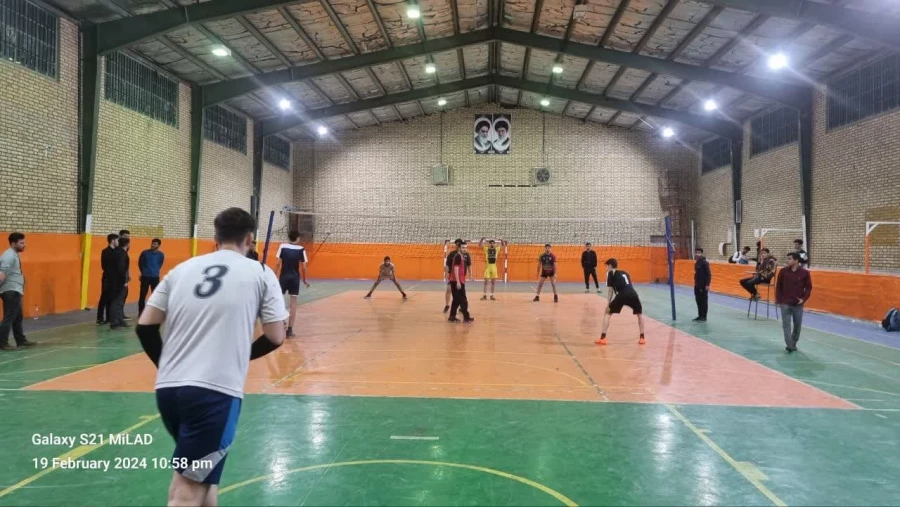  مسابقات ورزشی دانشجومعلمان پردیس آیت الله طالقانی(ره) به مناسبت ایام مبارک دهه فجر تحت عنوان"جام فجر" 5