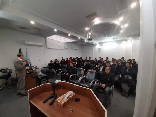 اردو بازدید از نمایشگاه جرم و جنایت استان قم 5